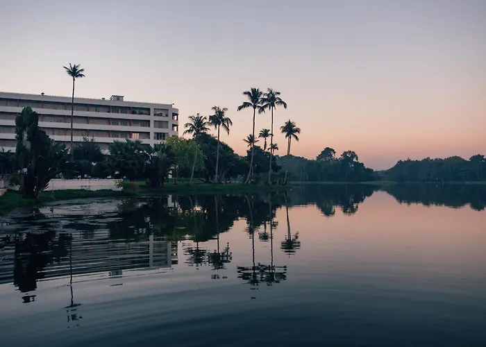 Inya Lake Hotel Yangon